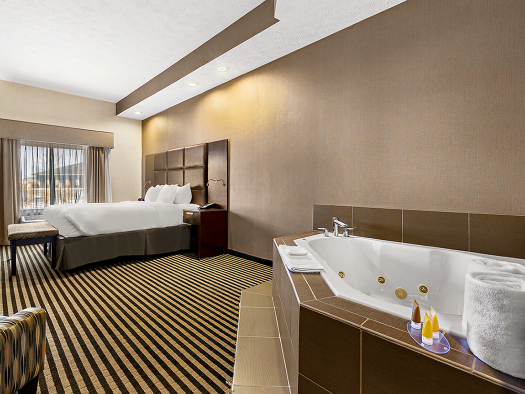 King Suite Jacuzzi